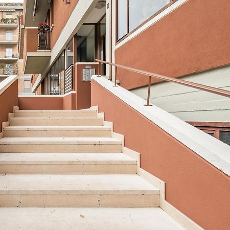 Апартаменты Via Corfu Cozy Nest Верона Экстерьер фото